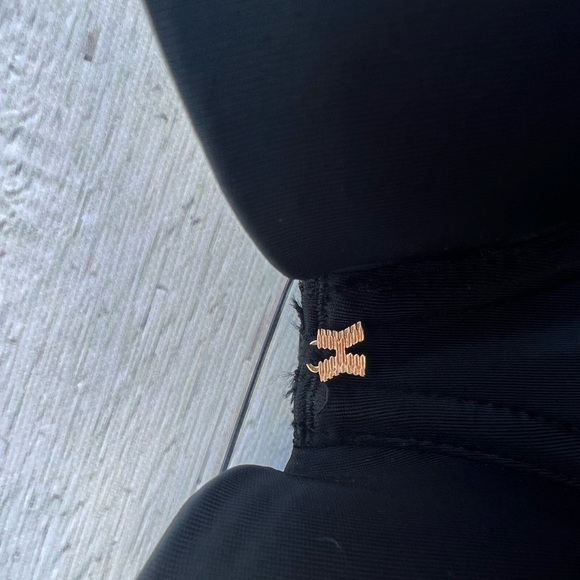 NWT savage x fenty core microfiber removable + adjustable strap bra - Picture 6 of 7